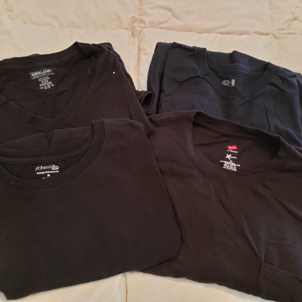 Four Black Tee's Short Sleeve XL